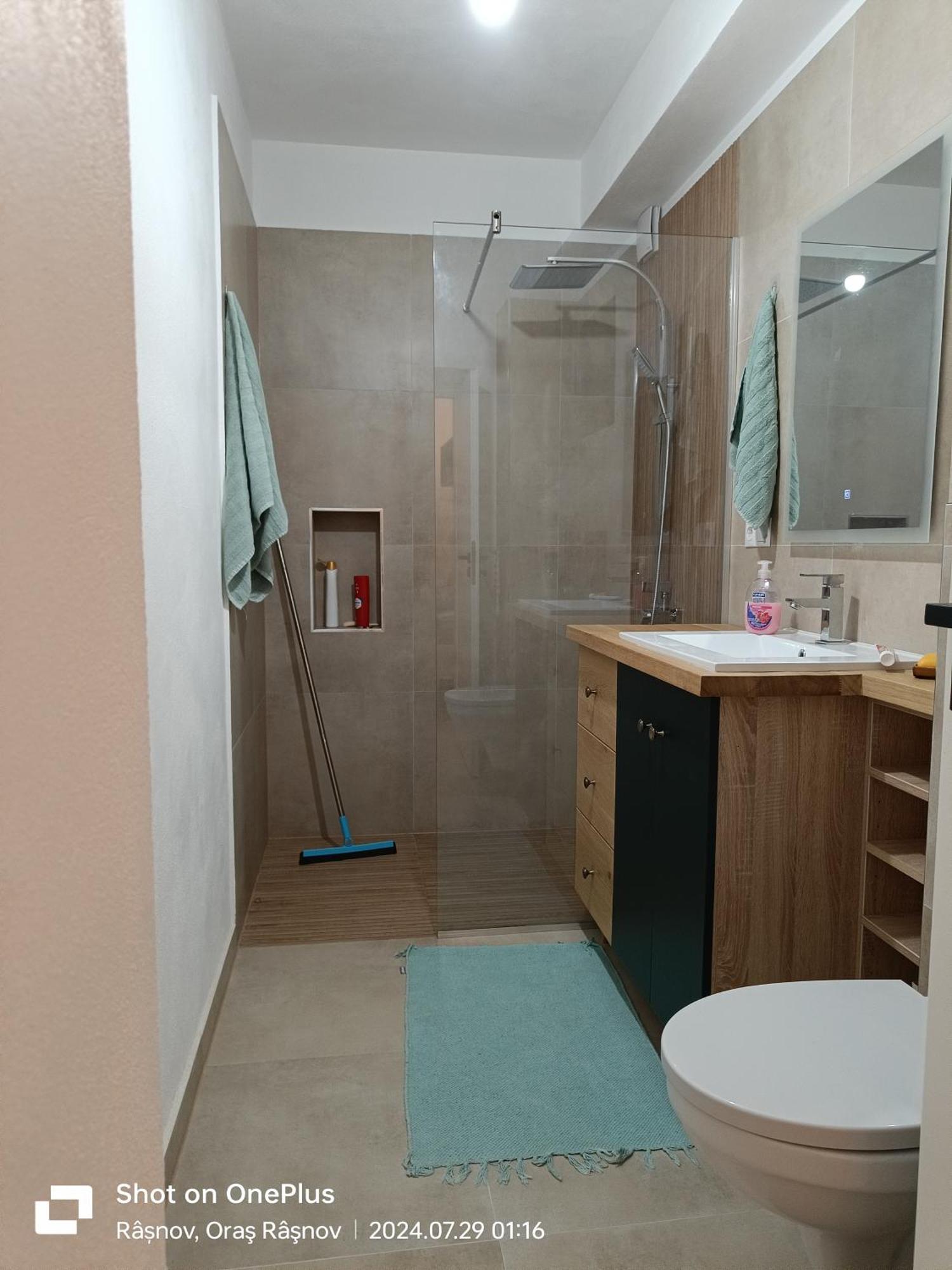 Imperfect House Hotell Rîşnov Eksteriør bilde