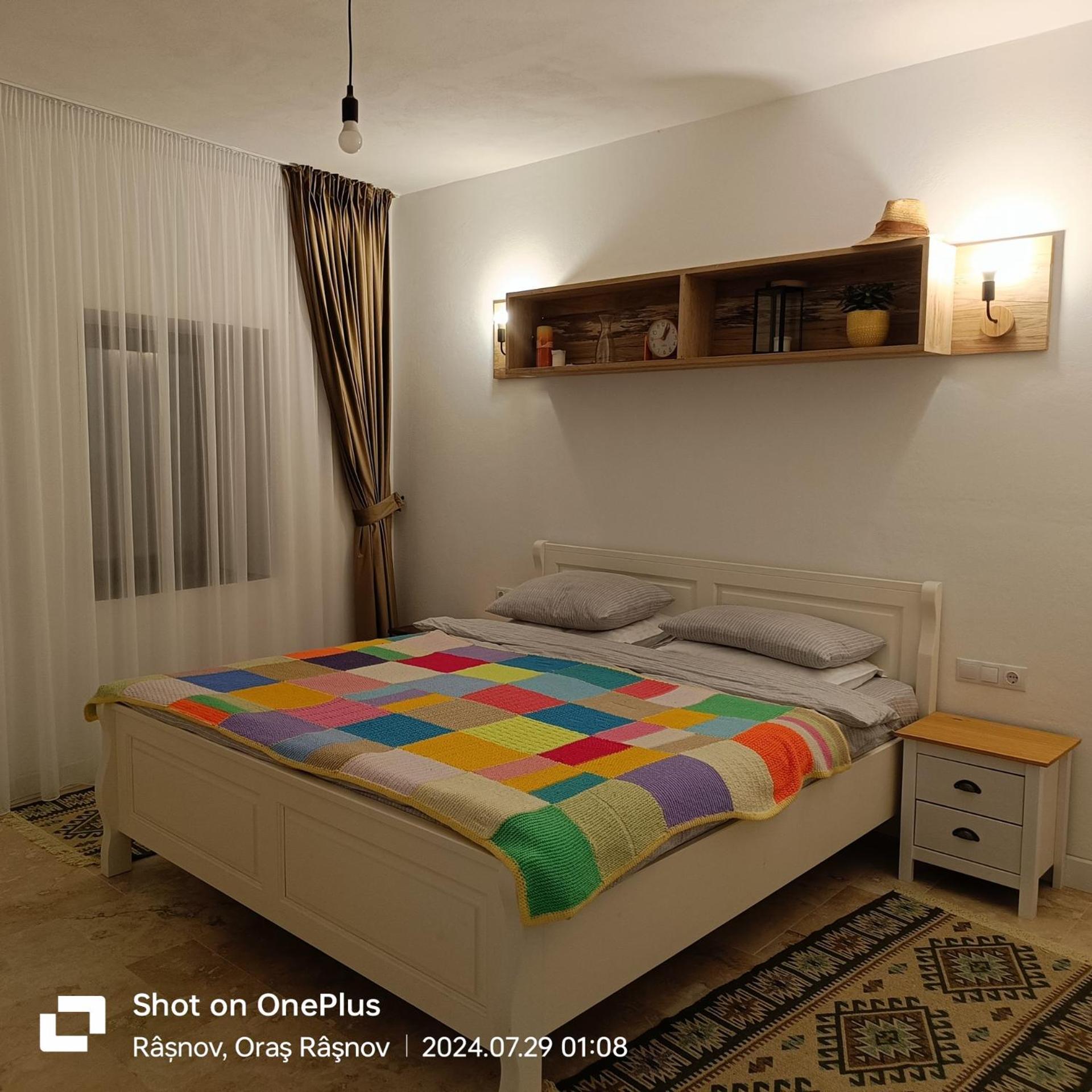Imperfect House Hotell Rîşnov Eksteriør bilde